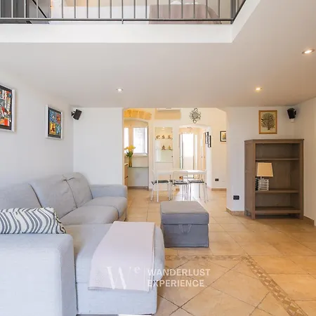 Wanderlust Experience Fronte Porto Apartment Bari